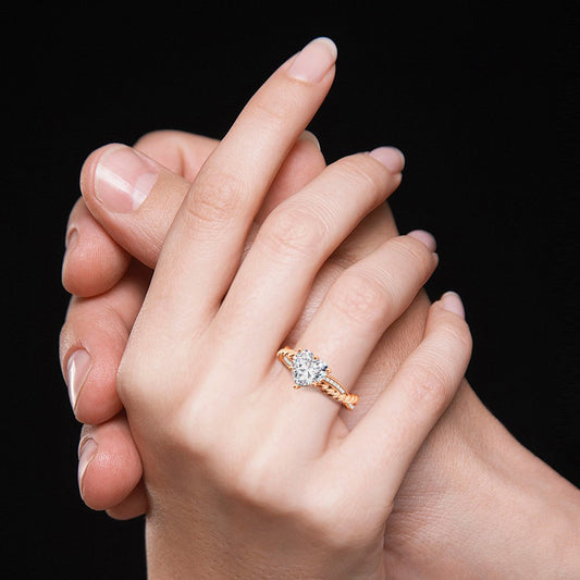 Gnoce Heart Twist Infinity Engagement Ring_7